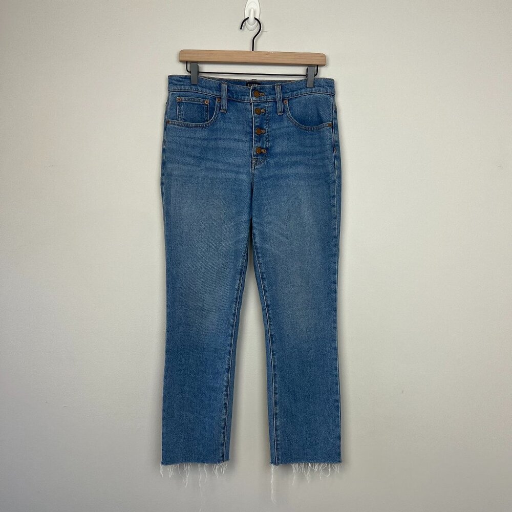 J. Crew Factory Essential Straight Jean all-day stretch Size 28 Mid Blue Wash